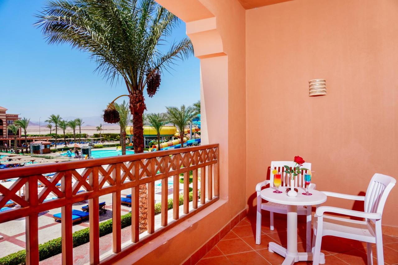 Charmillion Club Aquapark Hotel Sharm el-Sheikh Ngoại thất bức ảnh A balcony