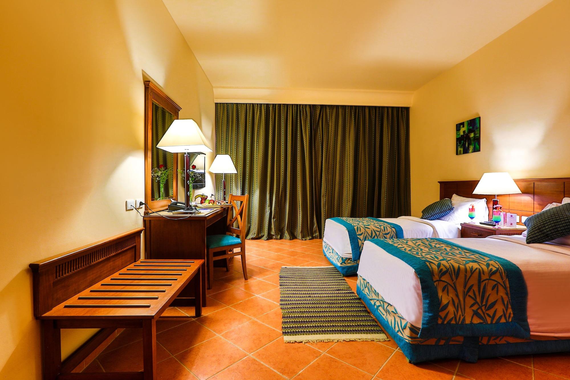 Charmillion Club Aquapark Hotel Sharm el-Sheikh Ngoại thất bức ảnh A room at the hotel