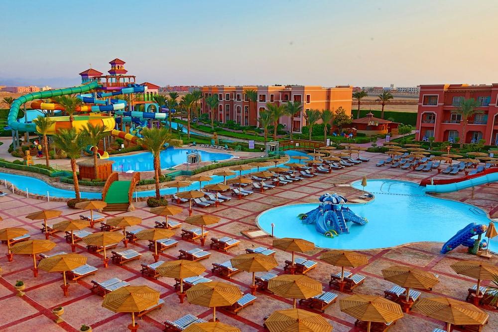 Charmillion Club Aquapark Hotel Sharm el-Sheikh Ngoại thất bức ảnh Aqua Park at Hilton Sharm El-Sheikh Resort
